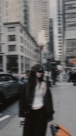 Aesthetic Blur