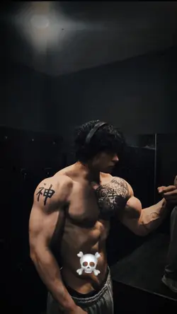 Gym Skullface