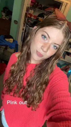 PINK OUTT