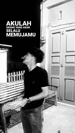 Selalu mengintaimu