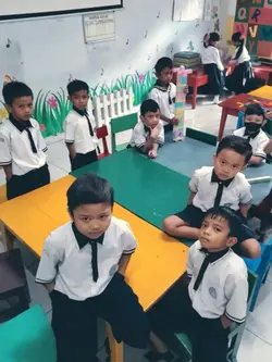 Foto lawan anak-anak