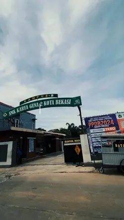 cinematic sekolah 
