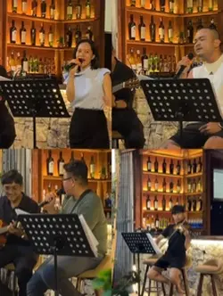 Mẫu video