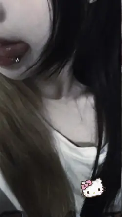 with my hoe 1 pic
