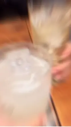 女の子に奢る酒