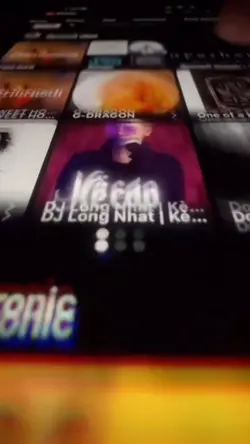 สโลว์ เล่นเพลง