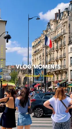 Vlog moments