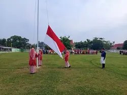 berkibar bendera