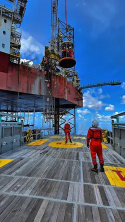 OFFSHORE HD 4K