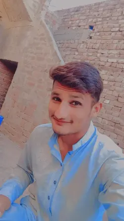 khud pr brosa he