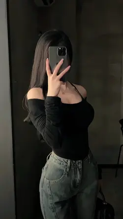 3 Photos