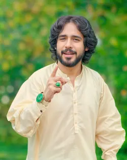 میں ہسایا ہے 