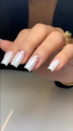 Nails designer 