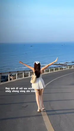 Hay anh đi với em 