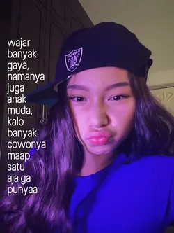 wajar banyak gaya