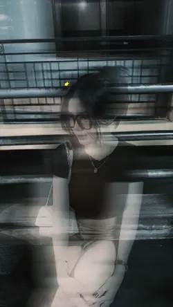 1 klip blur