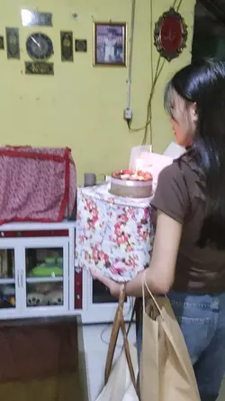 1 video ultah