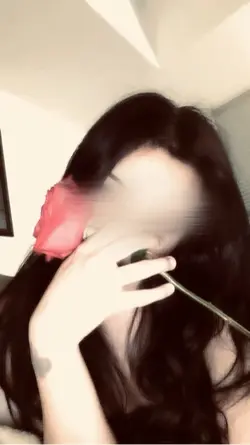 🩷💅🏻.