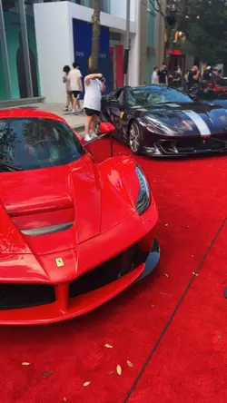 LaFerrari takeover 🤯