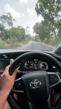 1 vidio dalam mobil