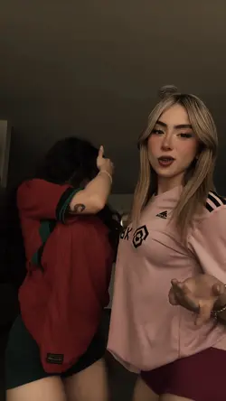 slowmotion dance