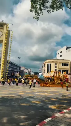 ประเพณีลากพระ