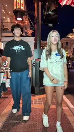 BODY PARTY DANCE!