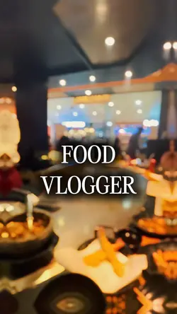 Food Vlogger