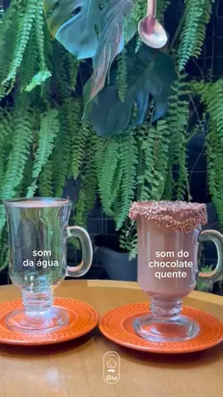 Café e cafeteira 