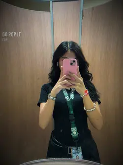 mirror shot