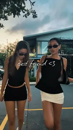 BFF Moment