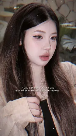 Em cũng đâu cần bận 
