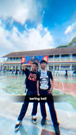 JJ 1 FOTO X LIRIK 
