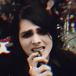 GERARD WAY !! ★ 