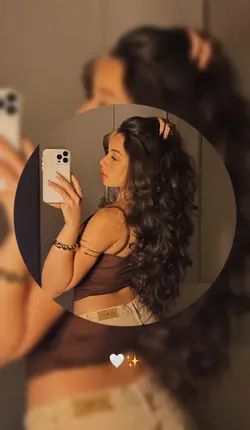 Photo mirror story