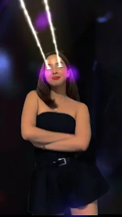Disco dance girl
