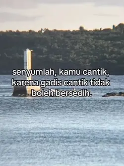 senyumlh gadis cntik