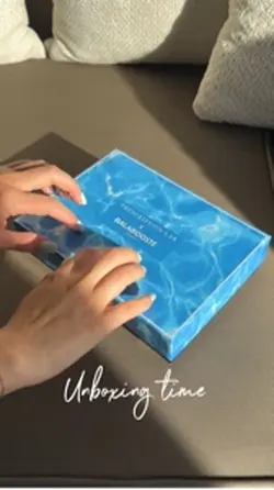 Unboxing video 