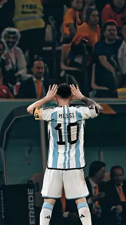 2 ảnh xịn Messi
