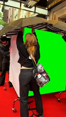 MET GALA DOECHII BOX