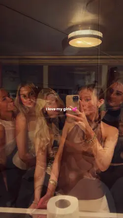 I love my girls 
