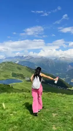 6 video Traveling 