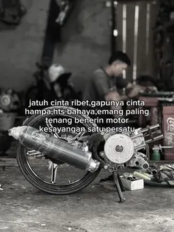Jatuh Cinta Ribet?