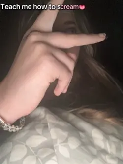 😘