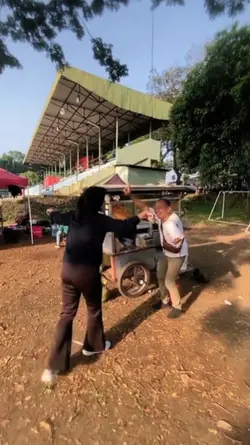 KARMILA SLOWMO