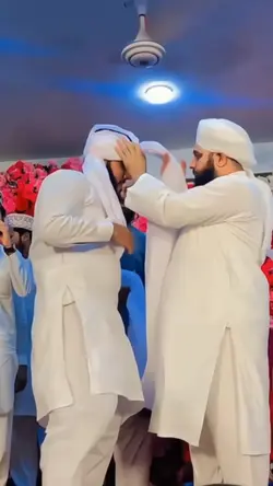 بیانات سننے کے لیے ا