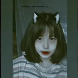 ><.