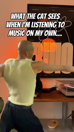 Techno dancing meme