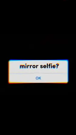 Mirror Selfie 