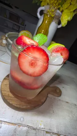 Strawberry Spriter